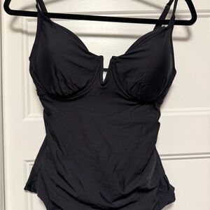 NWOT Anne Cole Black tankini Swimsuit top
